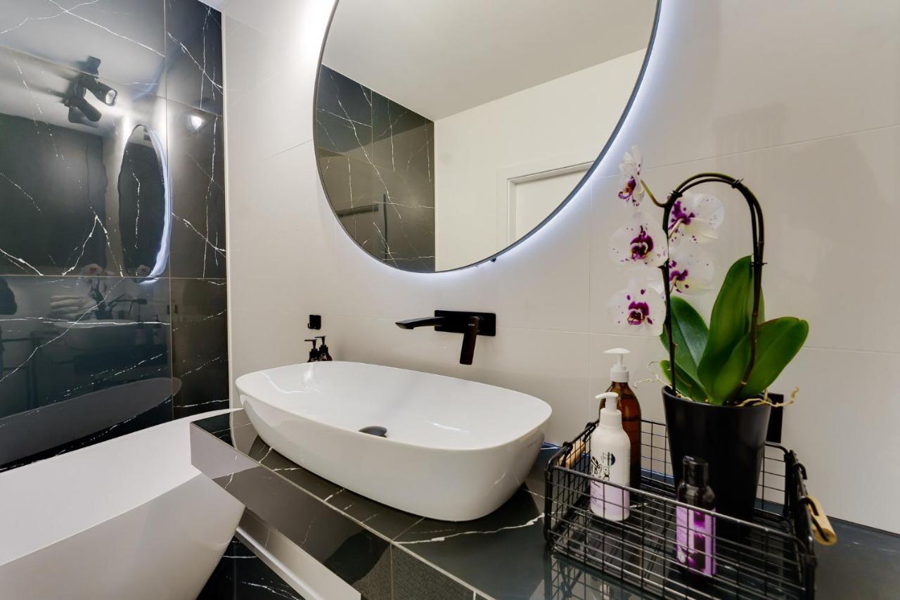 Apartament Deluxe Black Orchid Baltic Concept Dzwirzyno Dźwirzyno Exterior foto